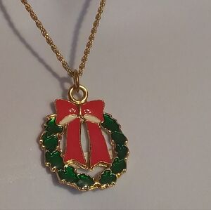 🛍BUNDLE ONLY🛍WREATH PENDANT/CHARM